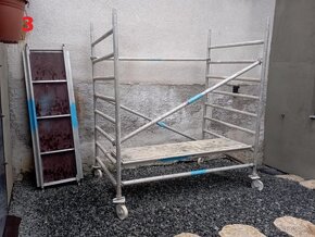 Pojazdné hliníkové lešenie na prenájom - 4
