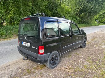 Citroen Berlingo 1.4 benzín 2008 - 4