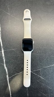 Apple Watch SE 2nd Gen 40mm - 4
