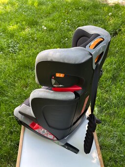 Autosedačka CHICCO Oasys 2-3 FixPlus Evo Jet Black (15-36 kg - 4