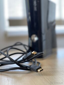XBOX 360 Slim - 250GB - 4