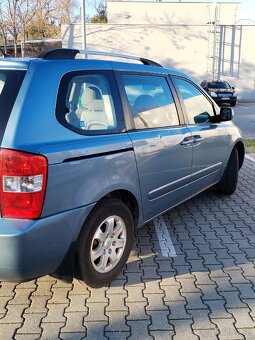 Kia Carnival 2.9CRDI/ACTIVE - 4