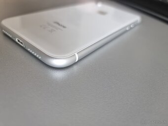 Predám Iphone XR 128gb - 4