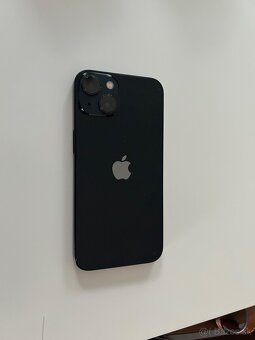 Predám IPhone 13 128GB - 4