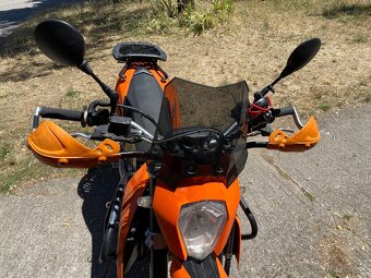 KTM 690 Enduro - 4