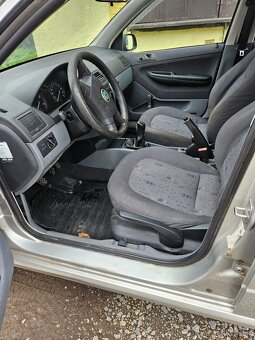 Skoda Fabia - 4