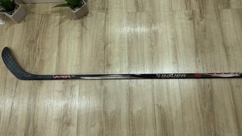 ✅ ĽAVÁ - BAUER VAPOR LEAGUE 2025 - 164 CM - P28 - 77 FLEX ✅ - 4