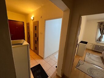 ☀ Svetlý a zariadený byt s kuchyňou po rekonštrukcii - 4