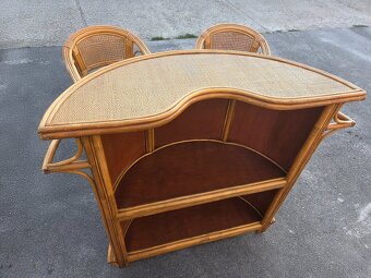 stôl + 2 barové stoličky + 4 stoličky - 4