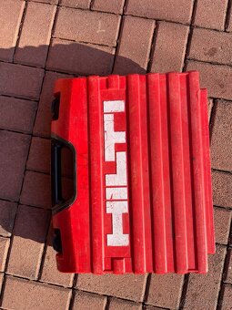 Hilti - aku náradie . - 4