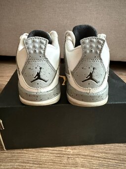 Air Jordan 4 (26) - 4