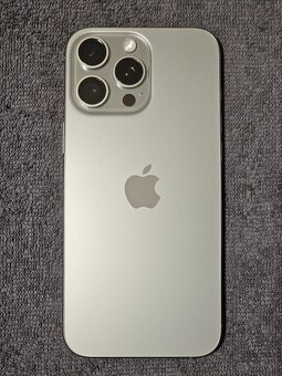 iPhone 16 pro max - 4