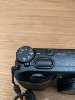 Ricoh GRIIIx - 4