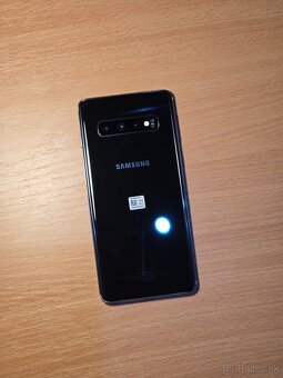 Samsung Galaxy S10 - 4