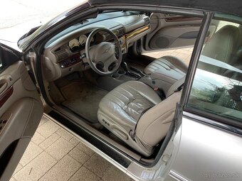 Predám Chrysler Sebring Kabriolet 2,7 V6 Benzín - 4