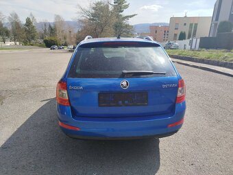 Predám Škoda Octavia 2.0 tdi..orig..128 tisíc.. - 4