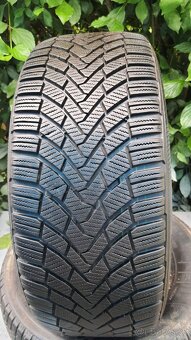 Pneu GOOD YEAR 245/45/17 a CONTI 225/45/17 M+S - 4