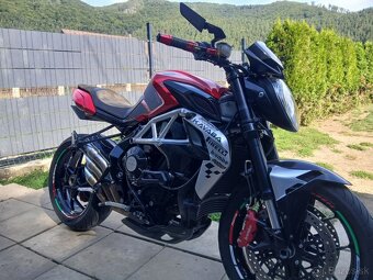 Mv agusta brutale 675 - 4