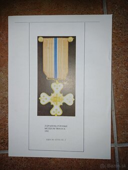 Knižka o vyznamenaniach slovensky stat - 4