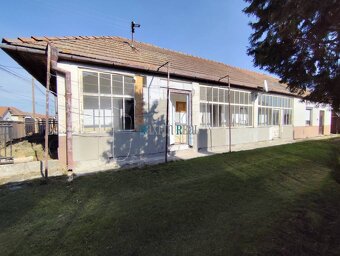 Vidiecky dom vo Vajke nad Žitavou - 4