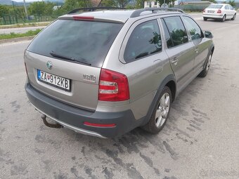Škoda Octavia Combi 2.0 TDI 4x4 Scout - 4