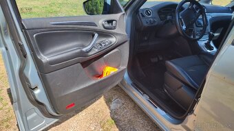 Ford S-MAX 2.0TDCi 103kW - 4