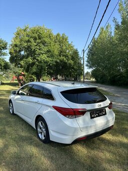Hyundai i40 CW 1.7 CRDi 136k Style len 114k km - 4