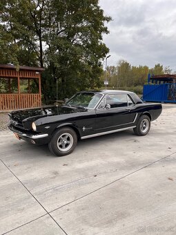 Ford Mustang 1965 4.7L V8 automatic. - 4