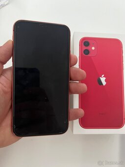 iPhone 11 64GB Product Red - 4