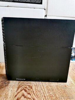 PS4 500GB - 4