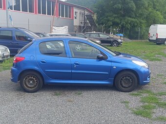 Peugeot 206+ 1,4i 55 kW r.v. 9/2009 - 4