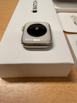 Apple watch SE (2gen) 40mm starlight - 4