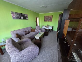 Ponúkam na predaj 4-izbový byt na Modráku - 4