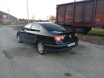 Predám Volkswagen Passat B6 1.9tdi - 4