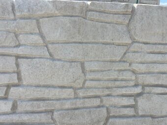 Predám betónové plotove platne a stĺpy - 4