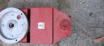 Ručná pumpa na vodu - 4