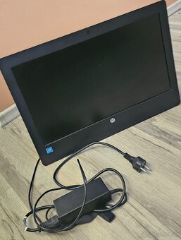 HP ProOne 400 G2 (20") - 4