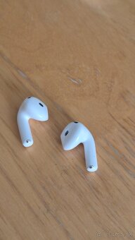 Apple AirPods 4 ANC - 4