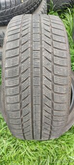 225/40r18 - 4