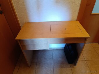 Šijací stroj. - 4