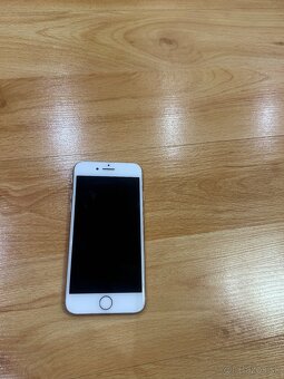 Iphone 8 - 4