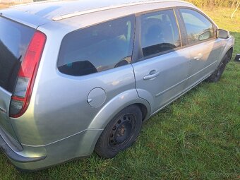 Ford focus mk2 dvere - 4