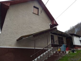 SPEKTRUM REALITY - Na Predaj rodinný dom s pozemkom 1385 m2, - 4