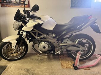 Aprilia - 4