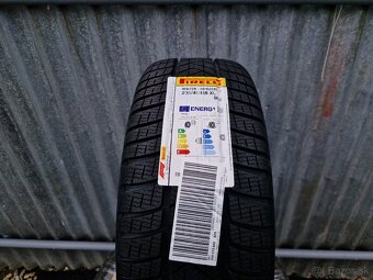 Škoda Modus Superb 3 5x112 R18 235/45 R18 Zimne Nepoužite - 4