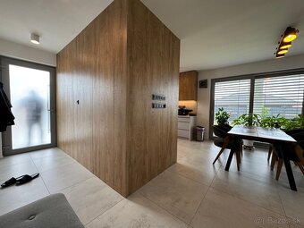 5min od mesta - designový a špičkový RD novostavba - 4