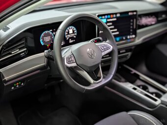 VW PASSAT B9 2025 2.0 TDI ELEGANCE / 25TIS.KM / ZÁRUKA - 4