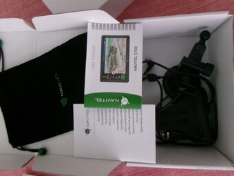 Navigácia Navitel E700. - 4