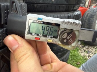 Hankook Winter icept evo2 215/65 R17 - 4