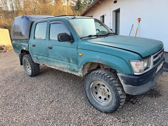 Toyota hilux 2.4td 66 kw - 4